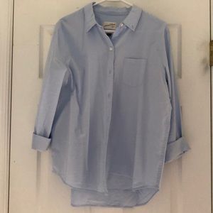 Universal Thread blue oxford shirt/ Large / New